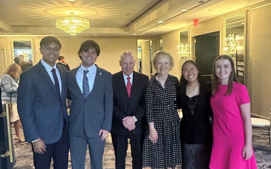 DEJOYWOS Family Foundation Sponsors 34th Annual TFAS Scholarship Dinner