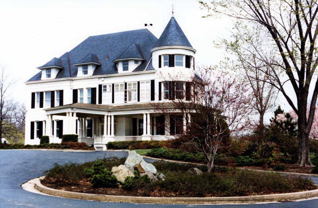 The DEJOY/WOS Family Foundation is a Proud Benefactor of the Vice President’s Residence Foundation