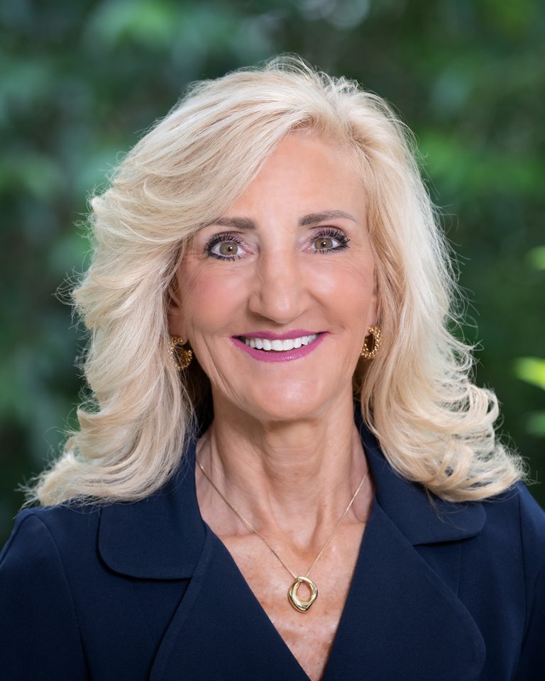 Heather Clarke headshot